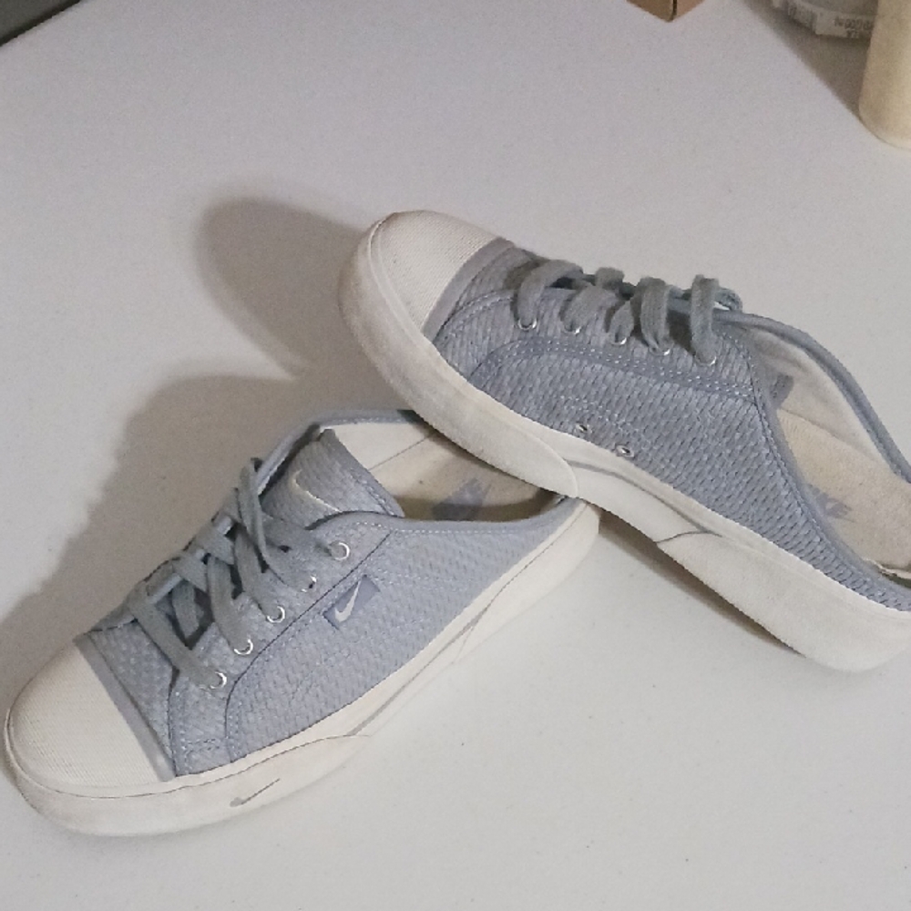 Nike Slip-on Sneakers